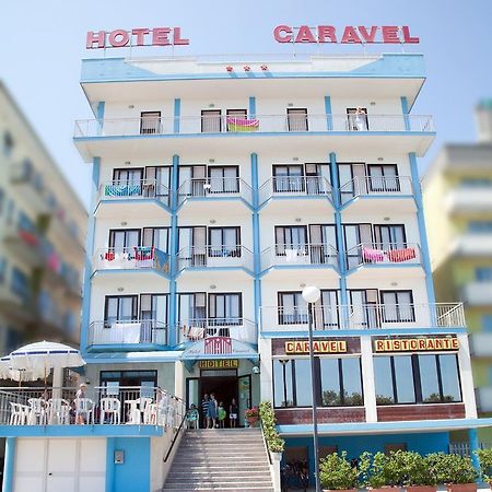 Hotel Caravel ซอตโตมารีนา ภายนอก รูปภาพ