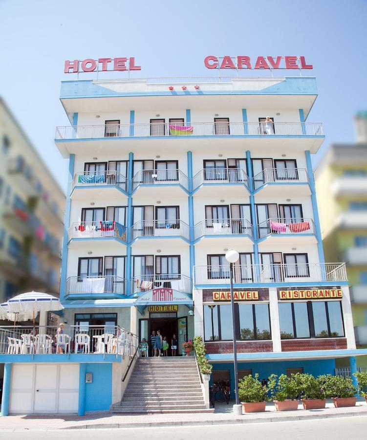 Hotel Caravel ซอตโตมารีนา ภายนอก รูปภาพ